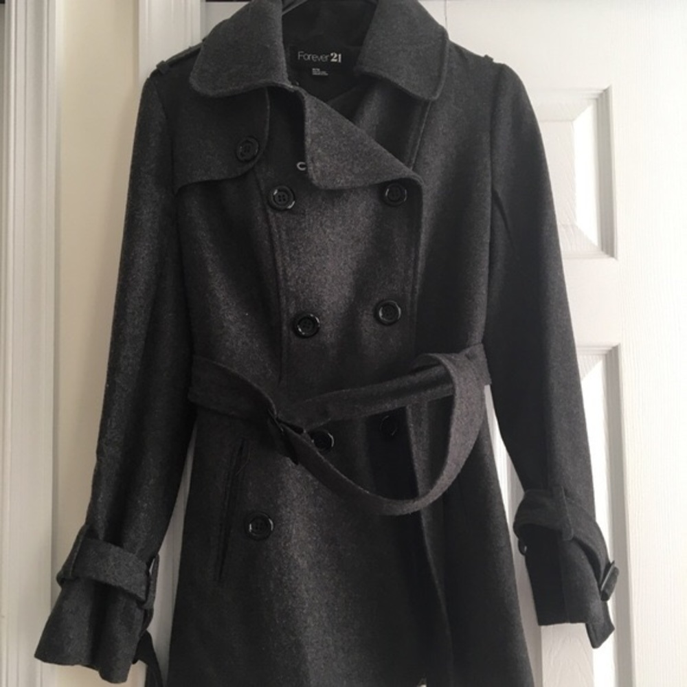 ⭐️BUY ONE GET ONE 50% OFF⭐️ Forever 21 Peacoat